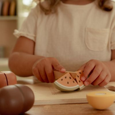 Fruits à découper en bois